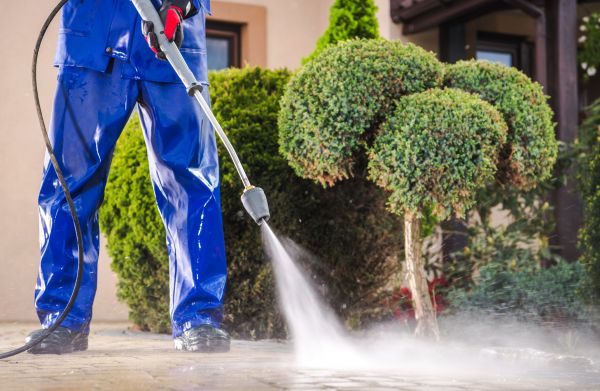 Driveway Cleaning in Goshen