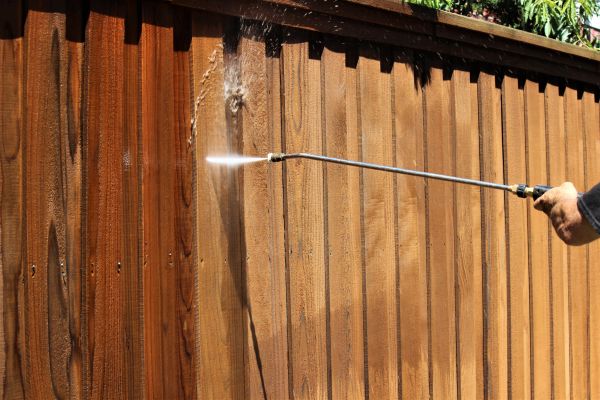 Cost of Fence Cleaning in Goshen