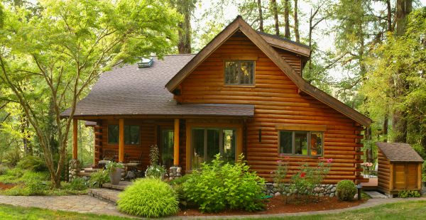 Log Home Exterior Cleaning in Goshen