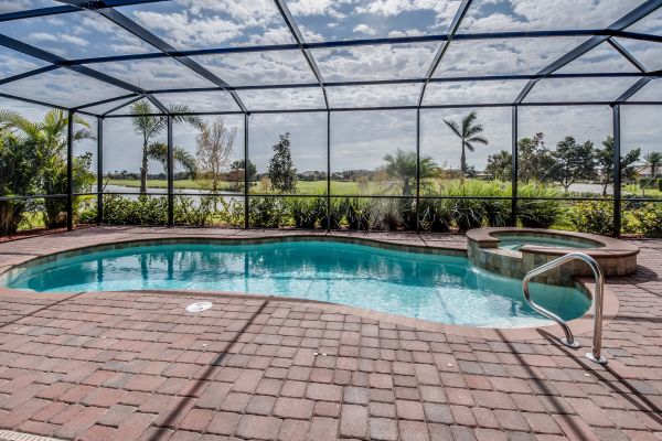 Cost of Pool Enclosure Cleaning in Goshen