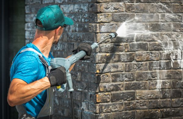 Cost of Brick Wall Cleaning in Goshen