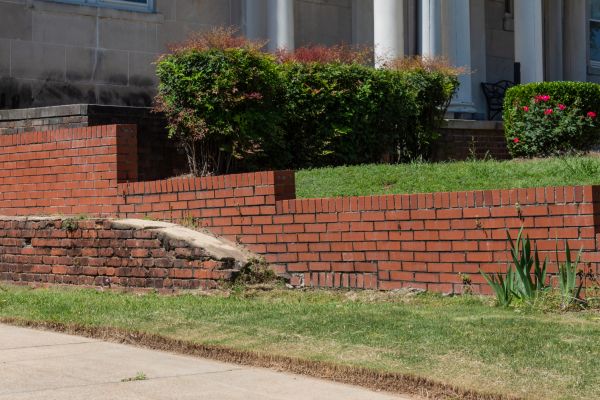 Cost of Retaining Wall Cleaning in Goshen