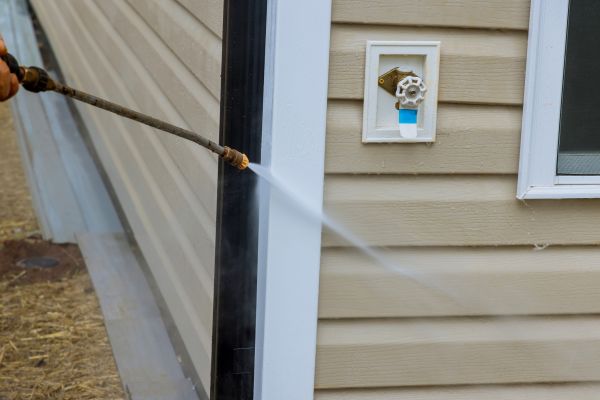 Cost of Vinyl Siding Cleaning in Goshen